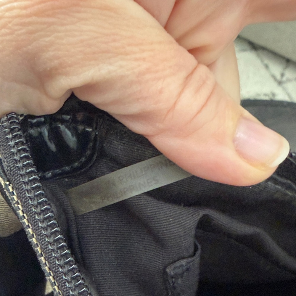 Coach Beige and Black Signature Crossbody Bag - Picture 8 of 9